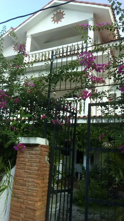 Casa Madrigal Hotel Santo Domingo Dominican Republic