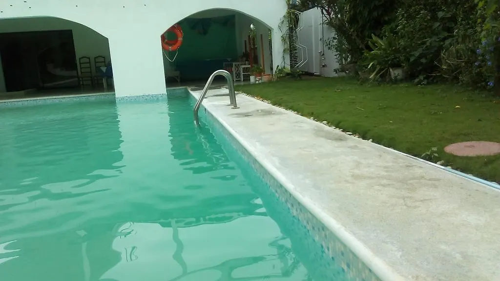 Casa Madrigal Hotel Santo Domingo Guest house