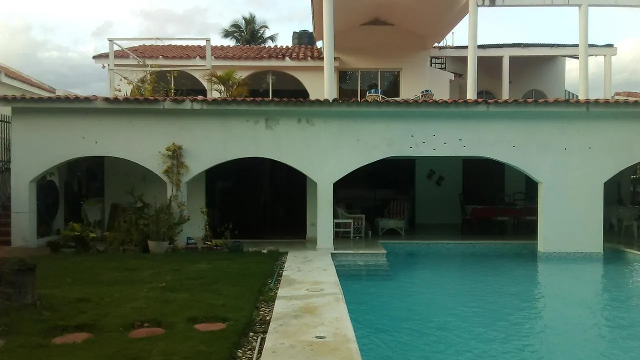 Guest house Casa Madrigal Hotel Santo Domingo